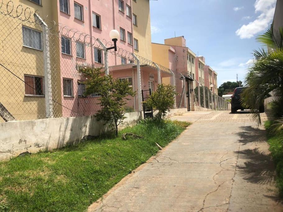 Apartamento Climatizado Marília 外观 照片